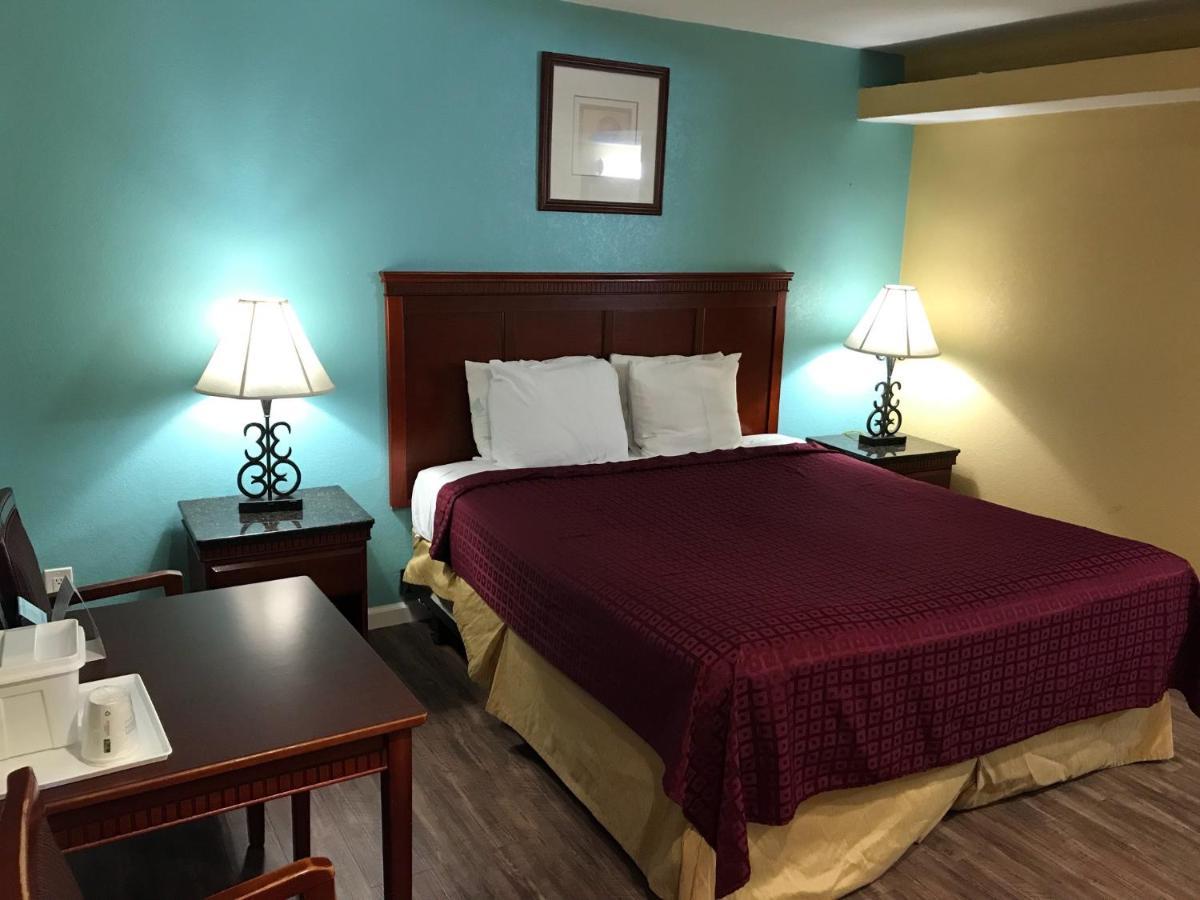Travelodge By Wyndham San Diego Seaworld Экстерьер фото